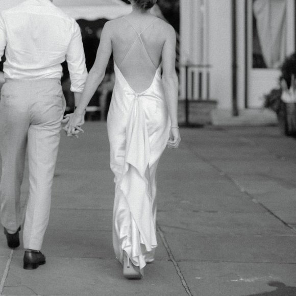 Danielle Frankel Wedding Dress - Picture 9 of 16